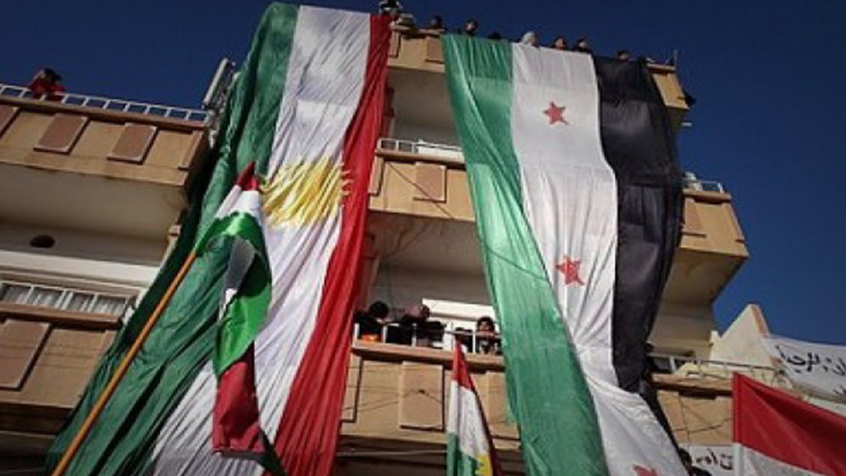 المونيتور: الإعلام الحكومي السوري يستعد لإطلاق نشرات باللغة الكردية