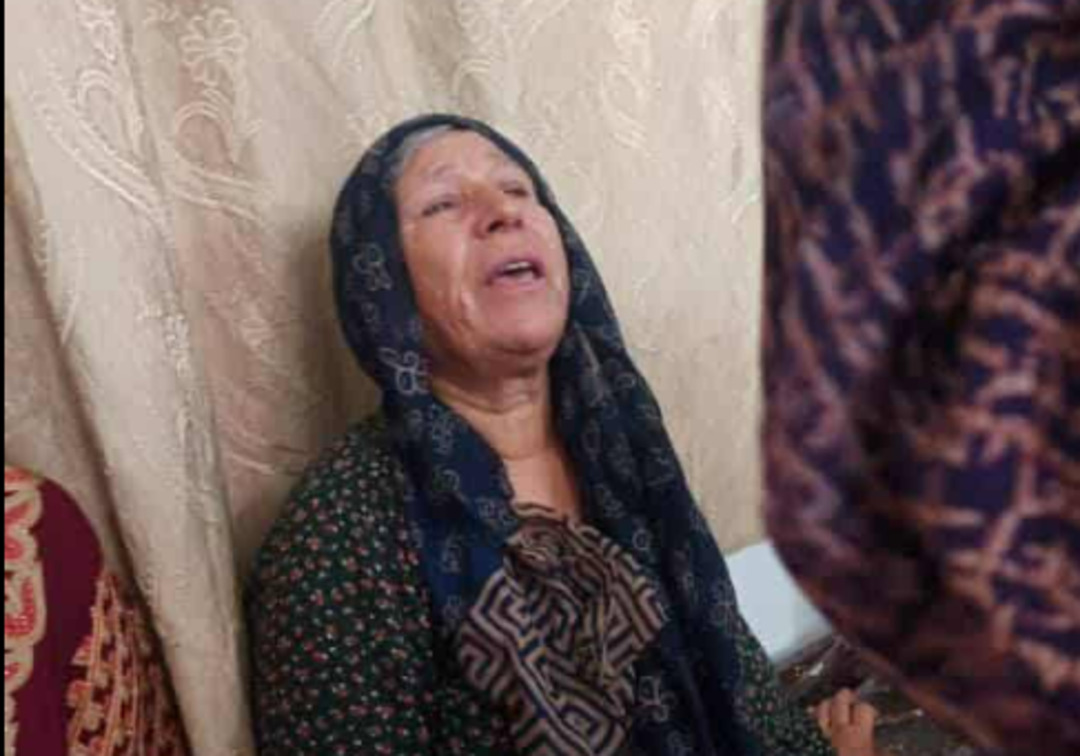 مسنة كردية تتحدث عن اقتحام منزلها وسحب ابنتها في كوباني: اعتداء وانتهاكات من قبل قوات الإدارة الذاتية