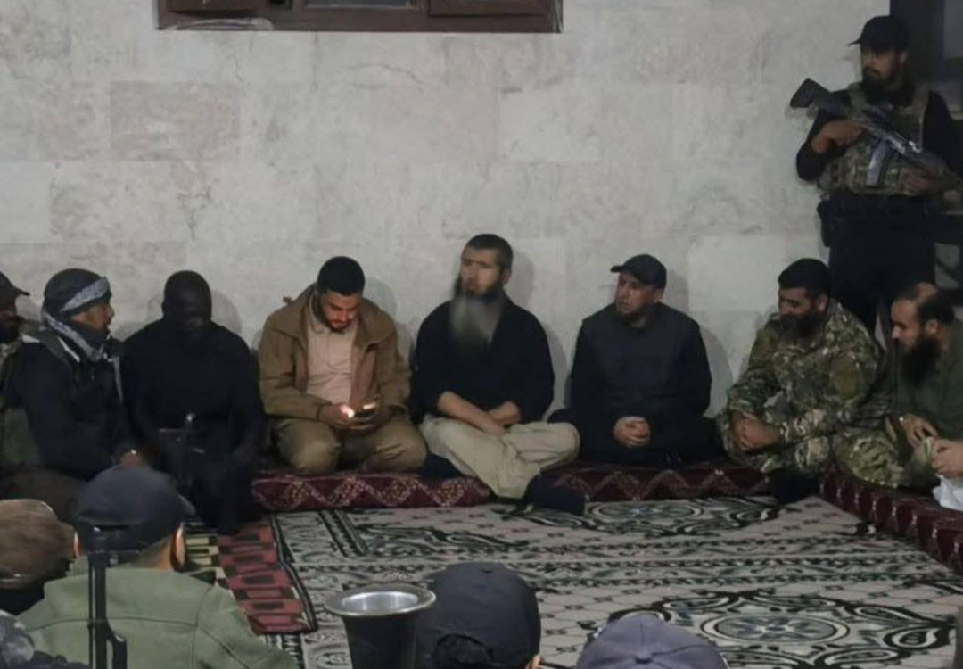 اتفاق بين وزارة الدفاع السورية وقيادات المهاجرين الفرنسيين لوقف العمليات العسكرية