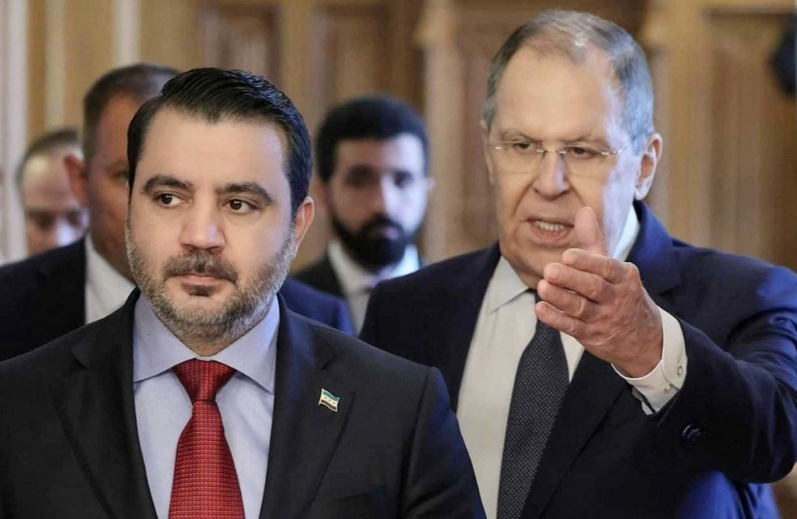 الشيباني يكشف لقاء عقد مع الروس قبل سقوط الأسد