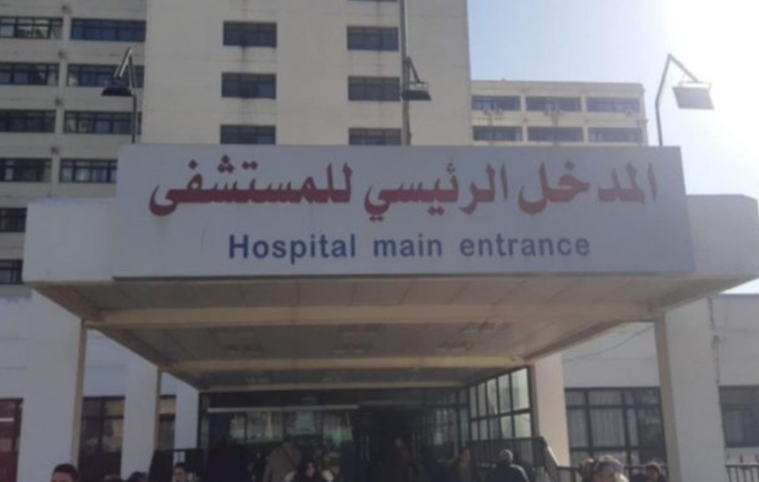 استياء واسع بين الكوادر الطبية في اللاذقية بعد تطبيق قرار البصمة الإلكترونية   