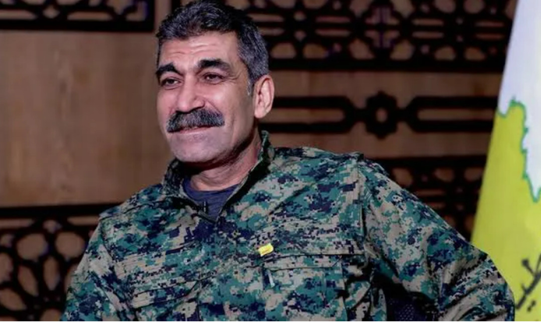 سيبان حمو: لا تقدم في المفاوضات.. وقسد تحشد للدفاع عن حقوق السوريين