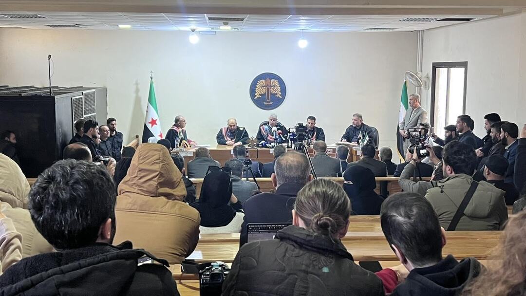 انطلاق أول جلسة محاكمة علنية لمتهمين بارتكاب انتهاكات في الساحل السوري