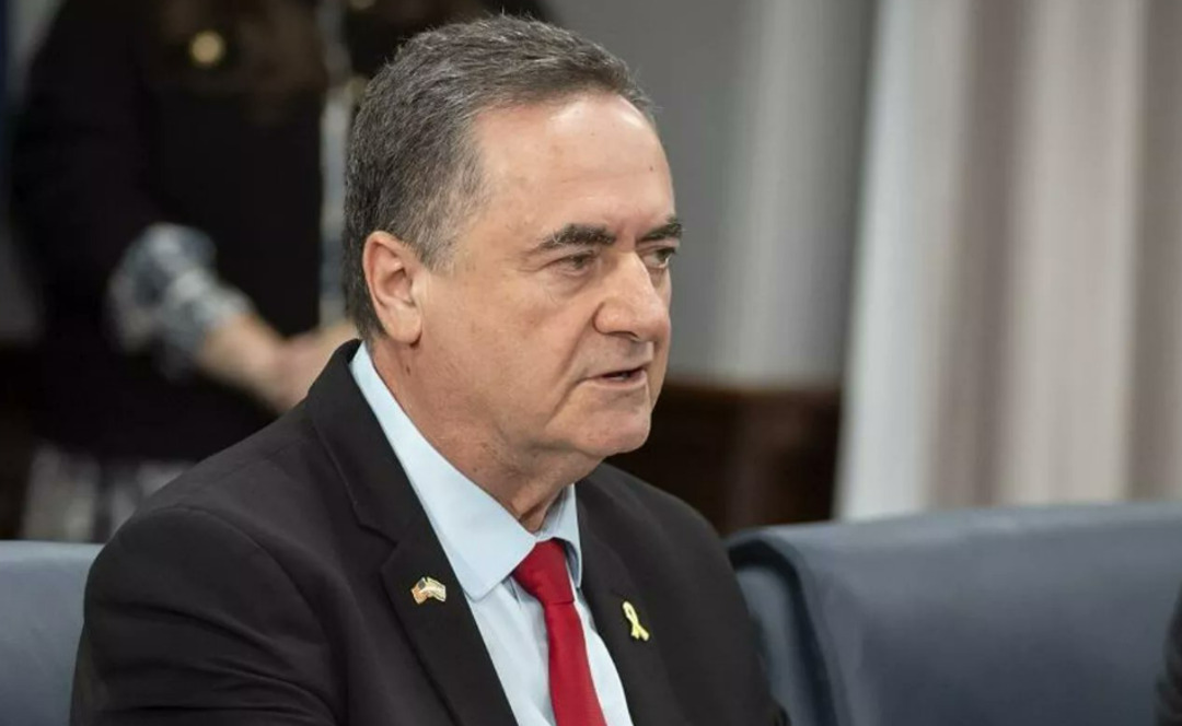 وزير الدفاع الإسرائيلي: سنواصل ضرب الأهداف الاستراتيجية في إيران