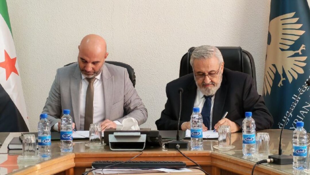 مدير عام الكهرباء يوقع عقداً مع شركة مشبوهة لإعادة تأهيل محطة تشرين الحرارية