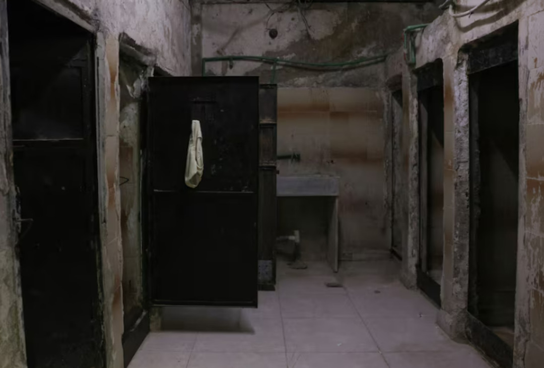 روايات صادمة عن التعذيب في سجون الجولاني: شهداء بلا محاكمة