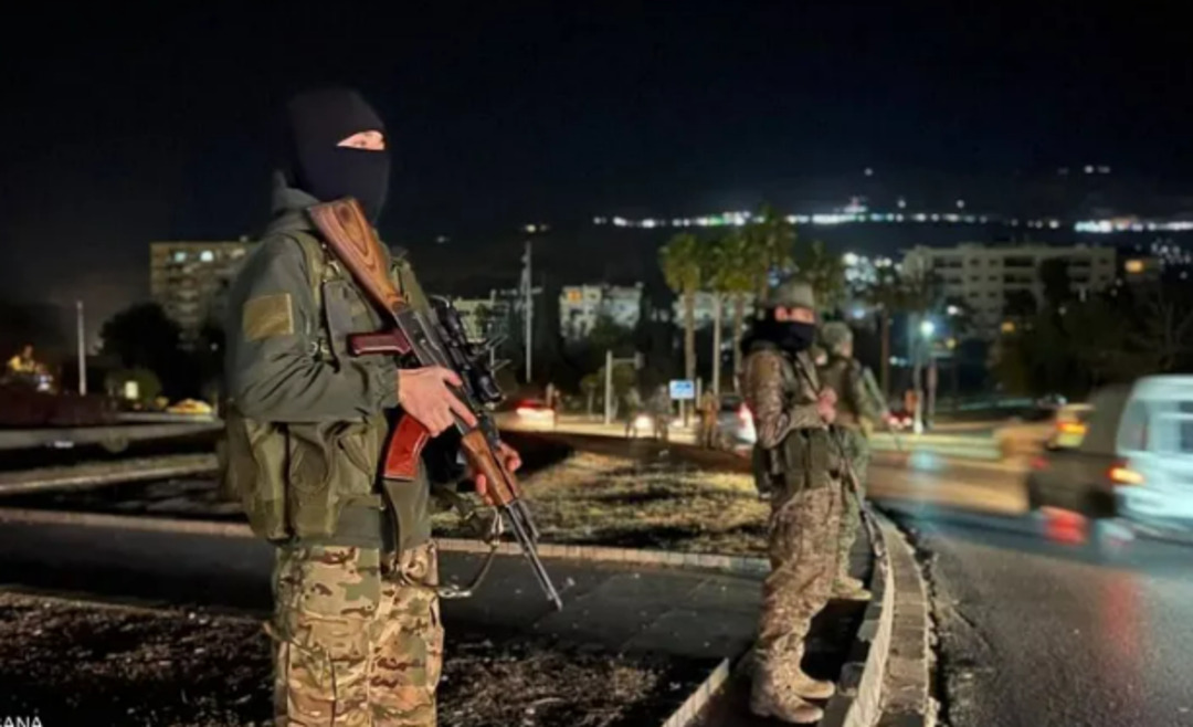 بانياس: القوات الحكومة تغلق مداخل الأحياء لمنع التظاهرات السلمية