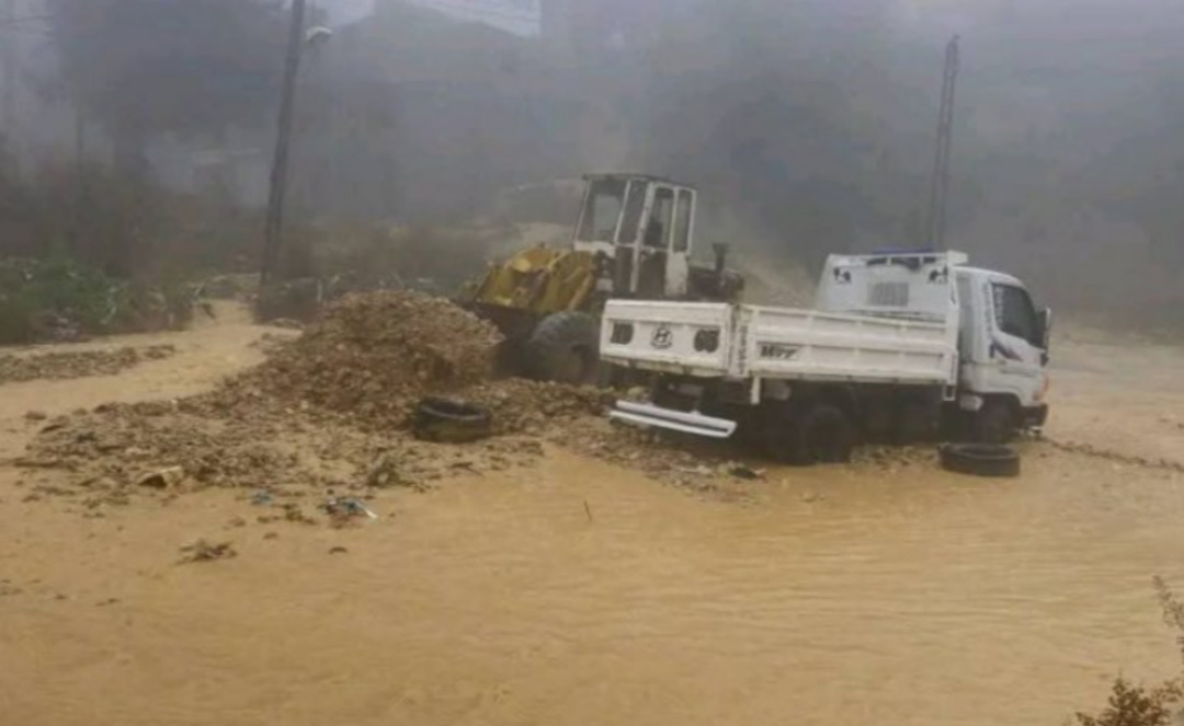 عاصفة شديدة تضرر المزارع والبنية التحتية في الساحل السوري