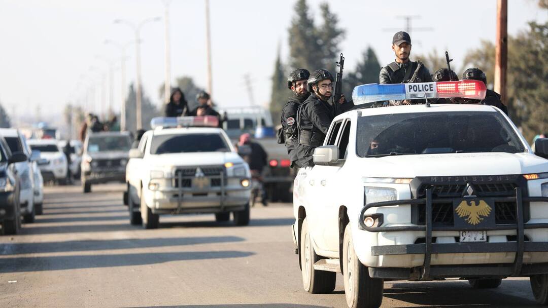 الجيش السوري يبدأ الانتشار في منطقة الجزيرة  وفقاً للاتفاق مع قسد