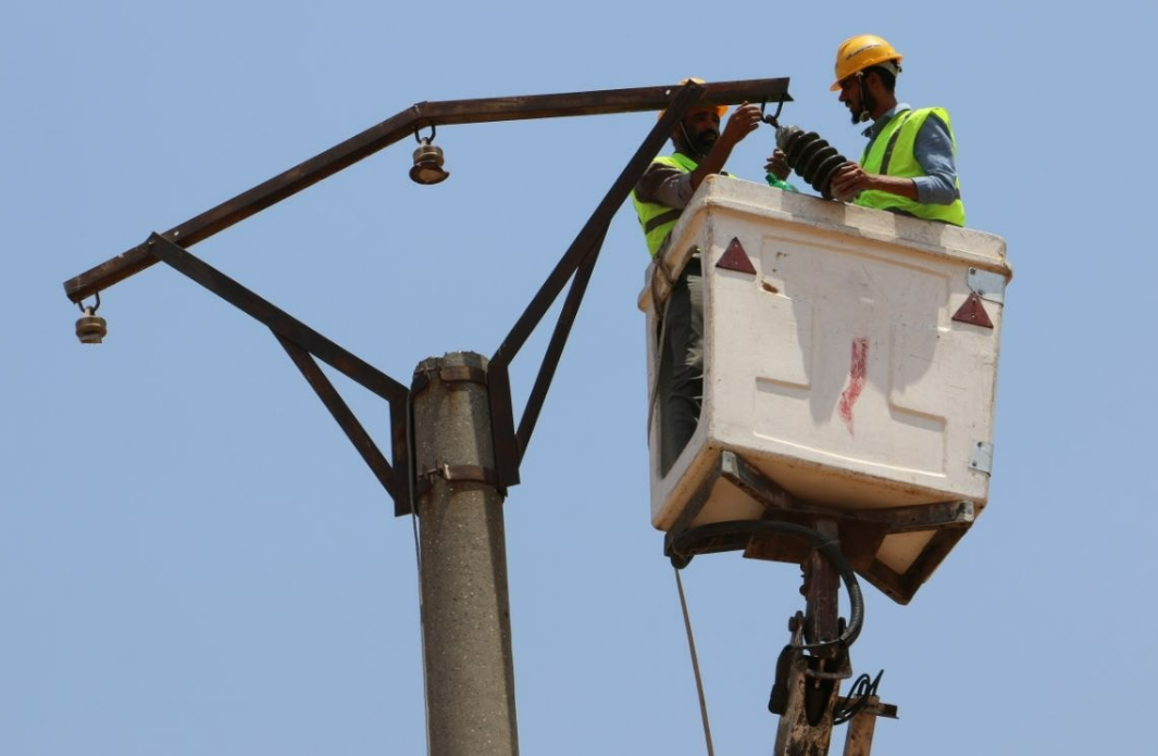 غضب شعبي بعد تعديل جدول التعرفة وتخفيض حصة الاستهلاك الكهربائي في سوريا