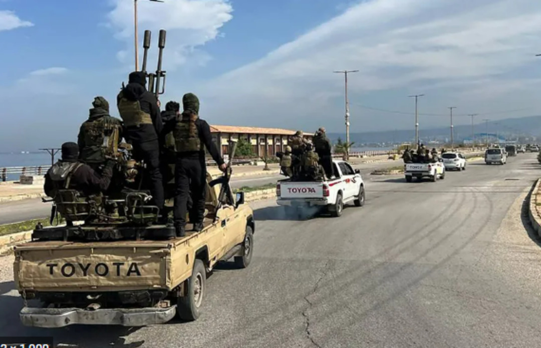 حظر تجوال.. إجراءات أمنية متشددة استعدادًا لدخول قوات الأمن العام إلى القامشلي