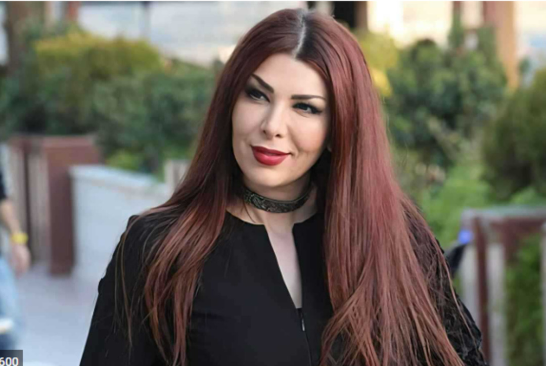 عبير شمس الدين  تكشف عن سبب غيابها عن 