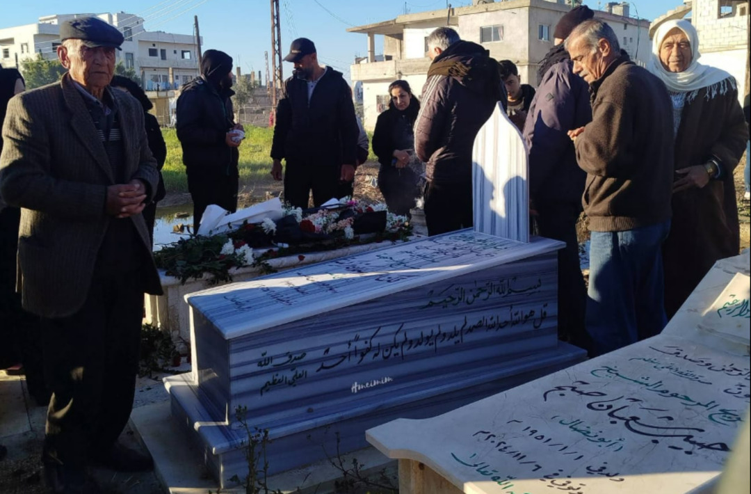 في الذكرى الأولى لمجازر الساحل السوري: مطالب بمحاسبة الجناة وإنصاف الضحايا