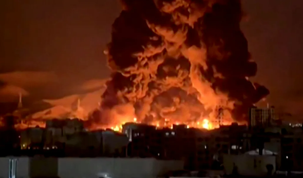 ضربات أمريكية على جزيرة خرج الإيرانية.. تدمير مخازن للصواريخ