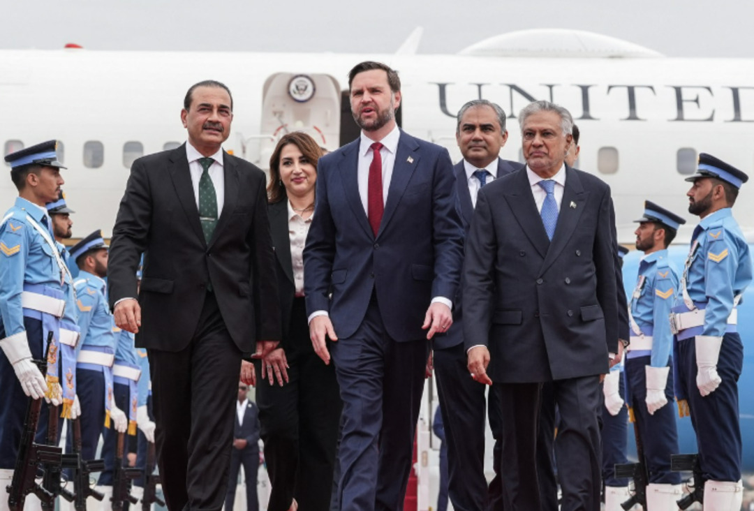 وفد أمريكي يصل إلى إسلام آباد لبحث الهدنة مع إيران