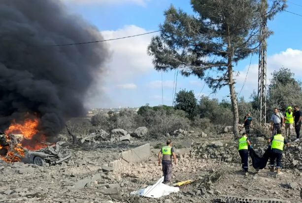 إسرائيل تشن هجوما غير مسبوق على لبنان.. أكثر من 200 قتيلا