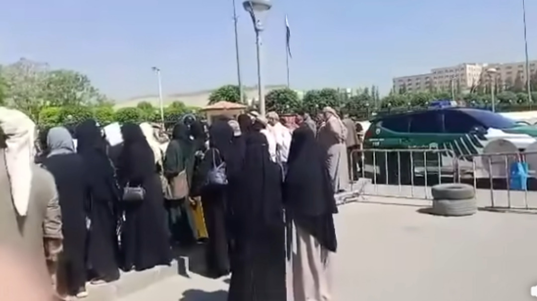 الأمن الداخلي يعتقل أقارب محتجزين مُرحَّلين إلى العراق بعد وقفة احتجاجية
