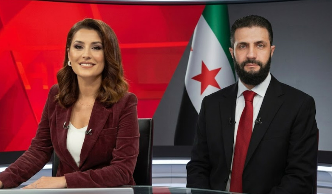 مذيعة تركية تصف الشرع .. إرهابي بربطة عنق
