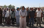 قطع طرق رئيسة في تل تمر احتجاجاً على اعتراض موكب محافظ الحسكة المتجه إلى محطة علوك