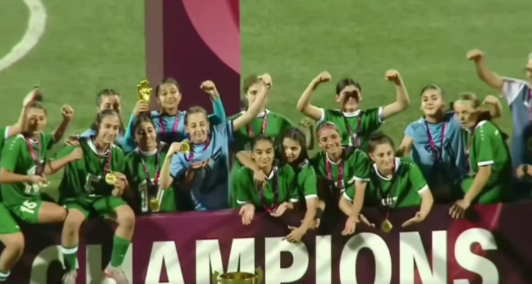 ناشئات منتخب سوريا يتوّجن بطلات غرب آسيا