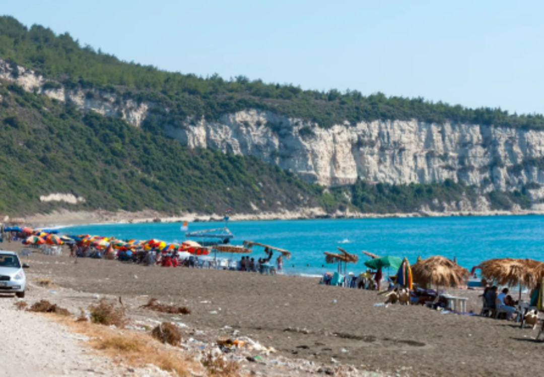 Widespread Discontent Among Latakia Pensioners After Nearly 13-Day Delay in Salary Payments