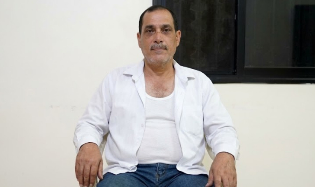 سوري عائد من السعودية يتعرض لاعتداء وإحراق مركبته على يد ثلاثة أشخاص في ريف حماة