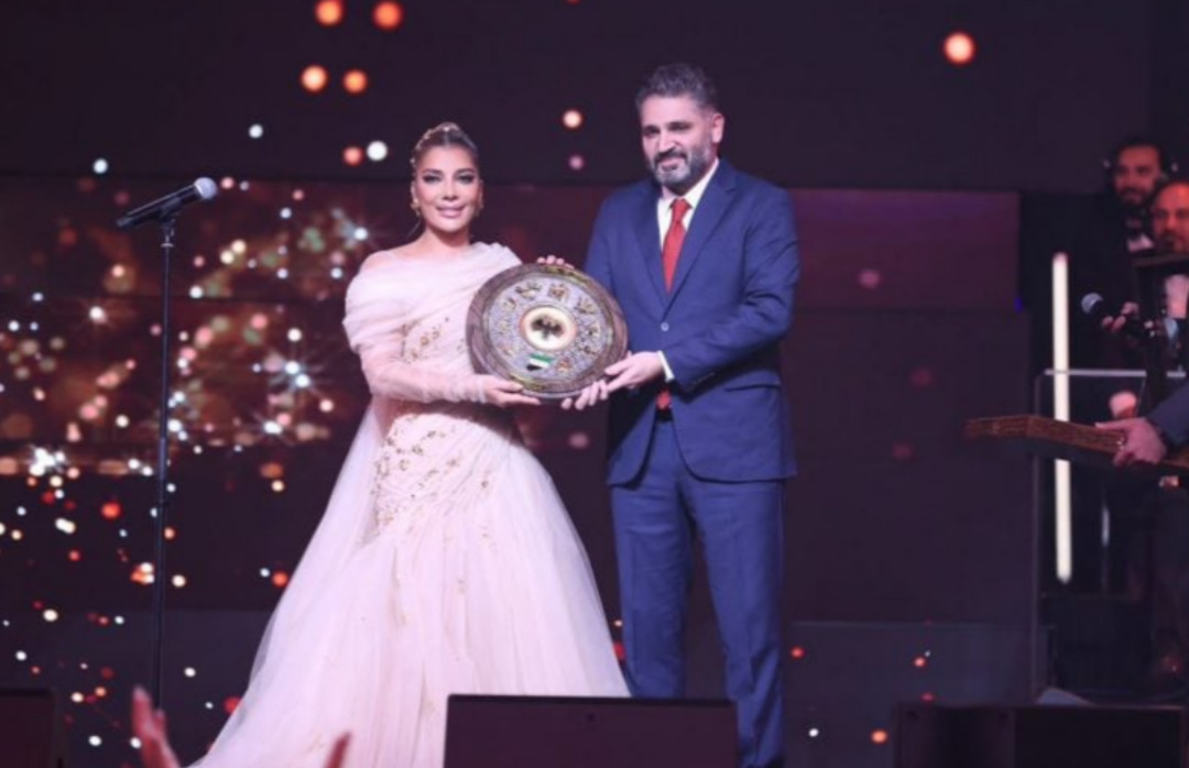 عشرات الخطباء يفتحون النار على حفل أصالة نصري وعلى وزير الثقافة